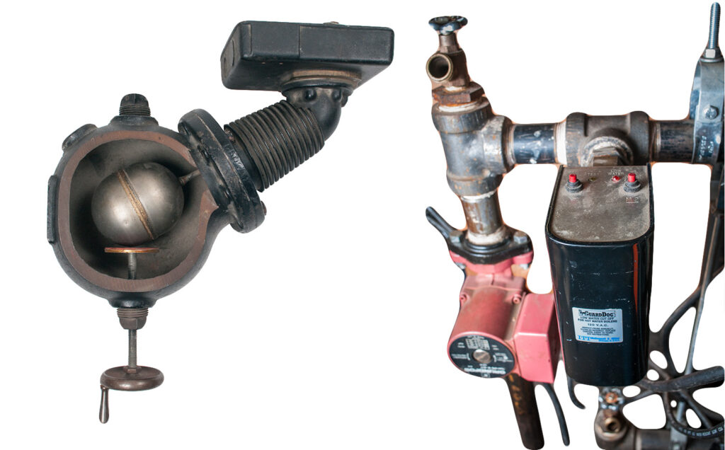 float type low-water cutoff and probe-type low-water cutoff photographs